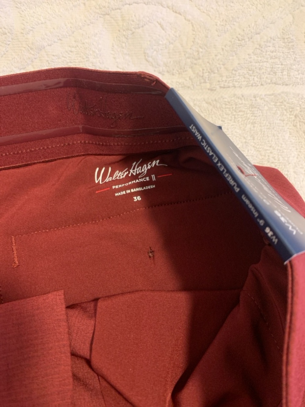 Men’s Walter Hagen maroon golf shorts! 9” inseam / 36 waist - Picture 2 of 4